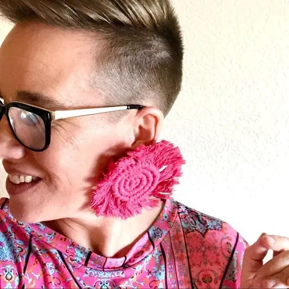 New! Handmade Macramé Woven Spiral Disc Statement Earrings Hot Fuchsia Pink - Picture 5 of 12